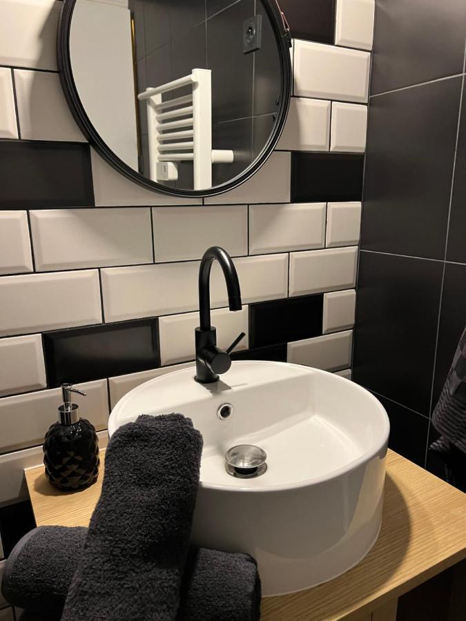 Апартаменти Beau T3 Style Industriel N20 Orly Paris Wifi Underground Industry La Ville-du-Bois Екстер'єр фото